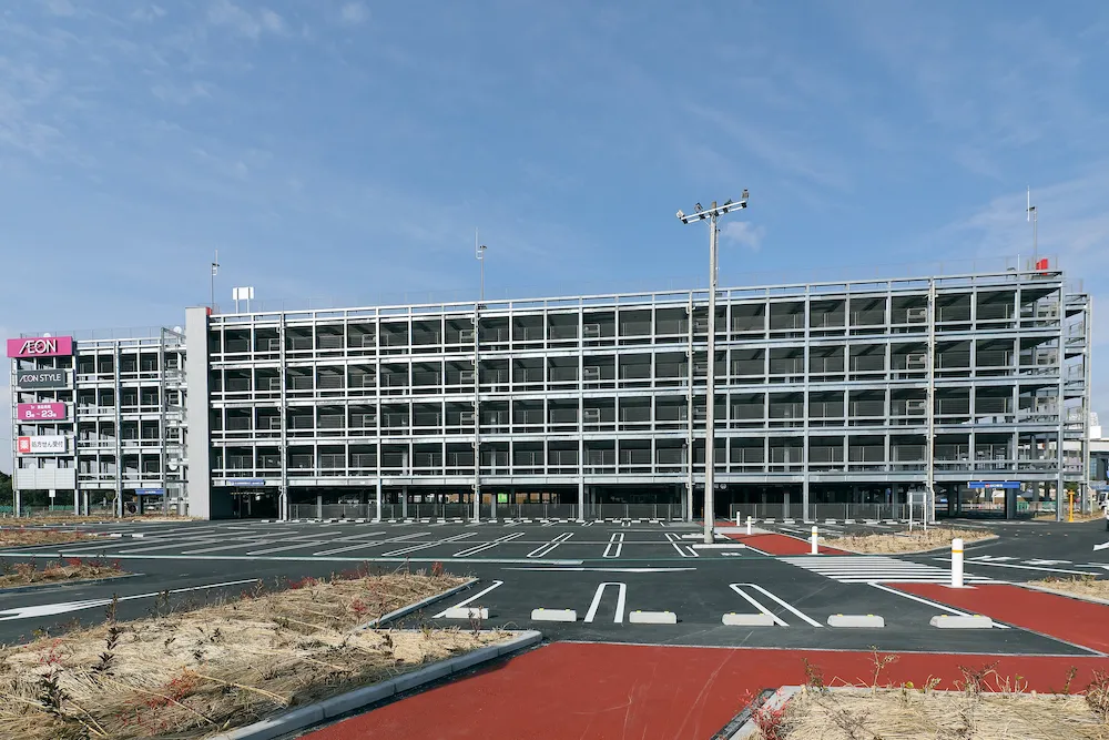 イオンモール各務原インター自走式駐車場
