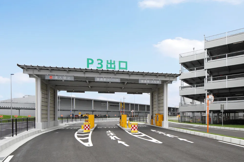 中部国際空港 セントレア 自走式立体駐車場