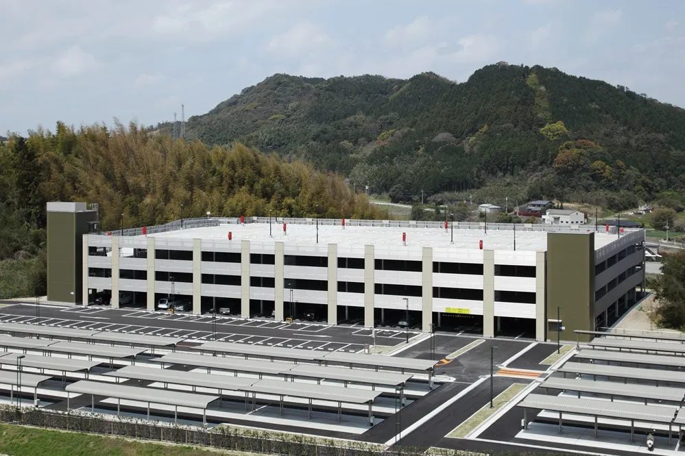 九州大学
    伊都キャンパス第一駐車場